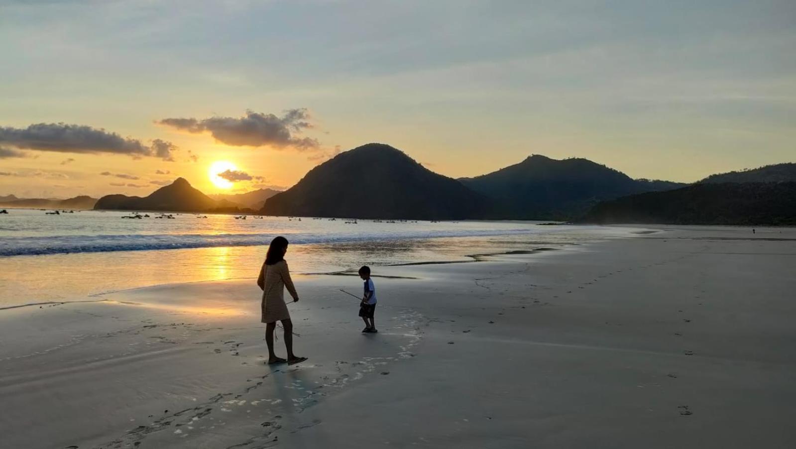 Tropik Resort Lombok Selong Belanak Exteriér fotografie