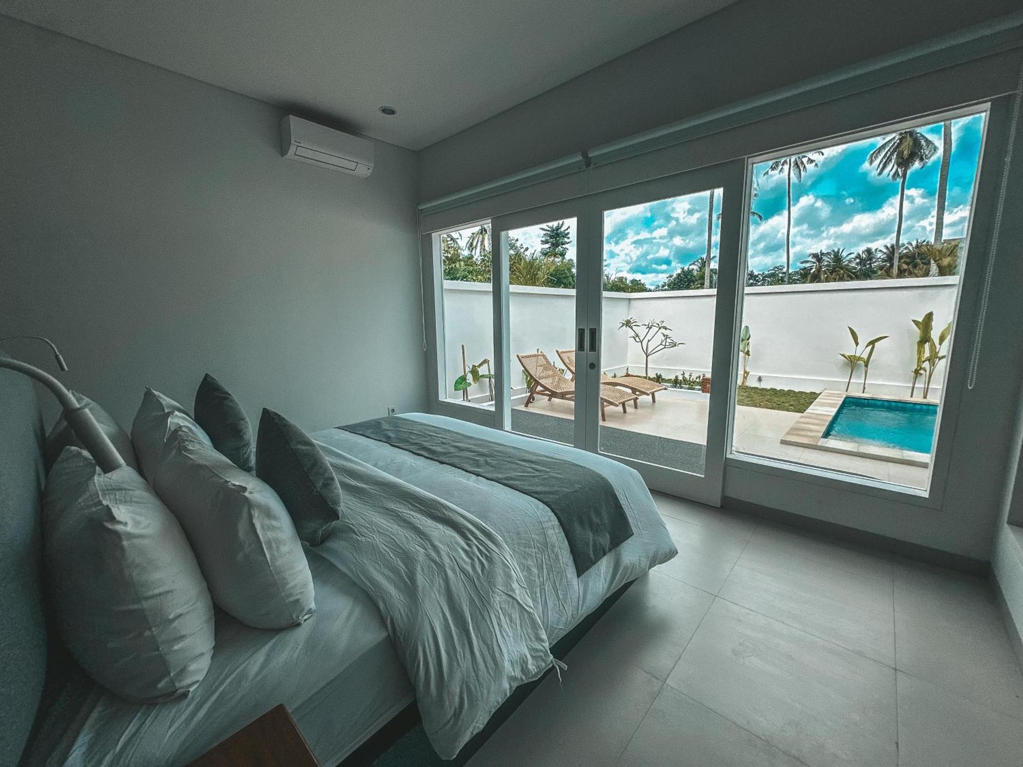Tropik Resort Lombok Selong Belanak Pokoj fotografie
